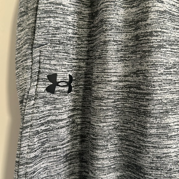 Men’s UA Under Armour sweatpants - Large - Picture 2 of 4